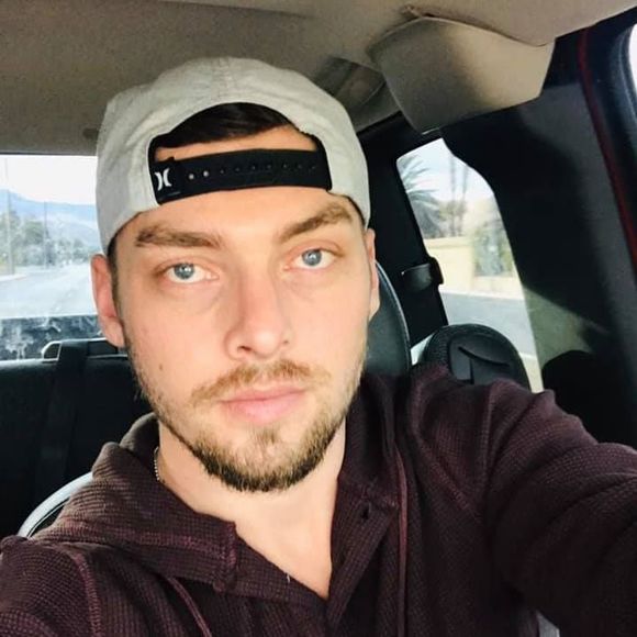 Meet your Posher, Andrew - Picture 1 of 1